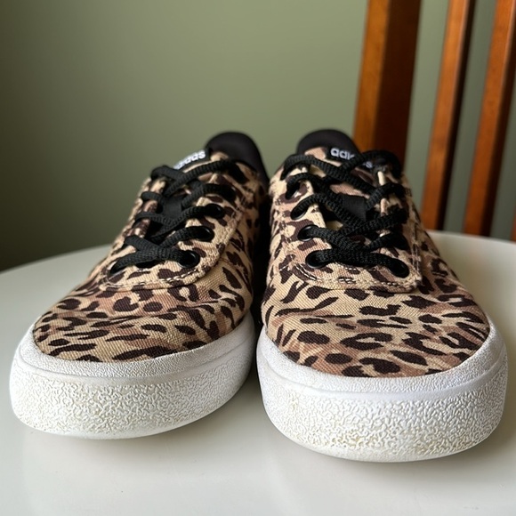 Adidas x FARM Rio Vulcraid3R Hazy Beige Leopard Women’s Skate Shoe/Sneakers - Picture 11 of 14